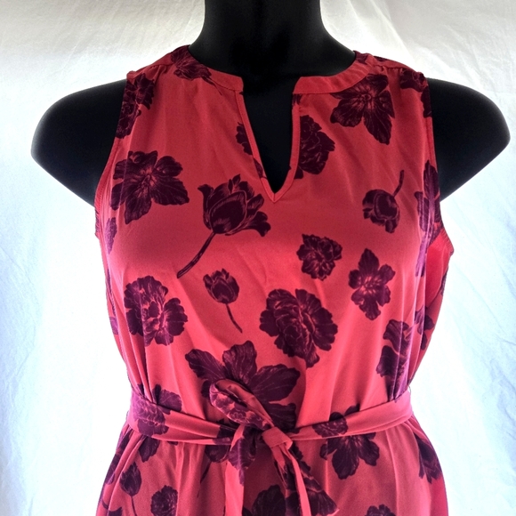 Pretty Floral Print Dress - Picture 4 of 8